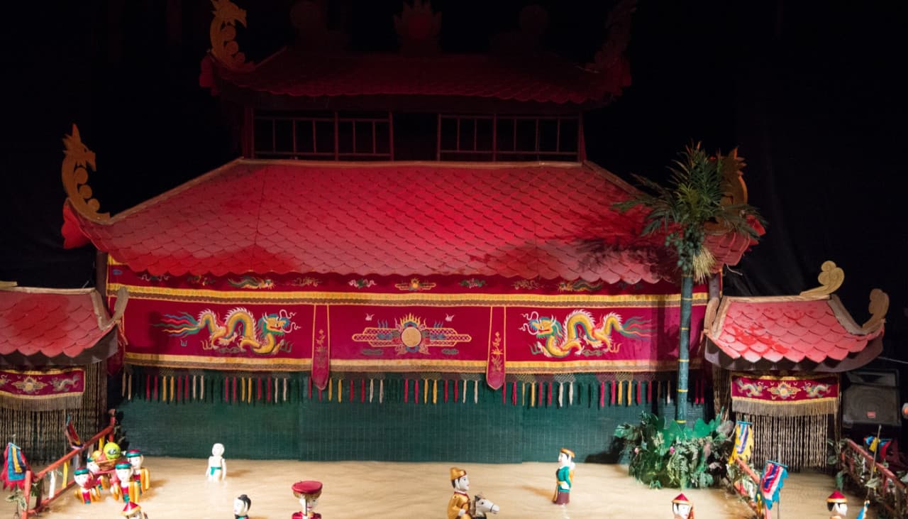 Saigon Evening Tour with Water Puppetry Show and Dinner Cruise - image 5