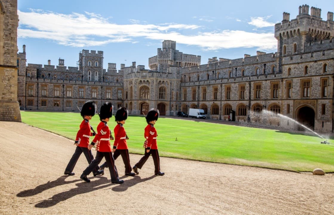 Windsor Castle, Stonehenge and Bath Tour with Lunch in Lacock - main image