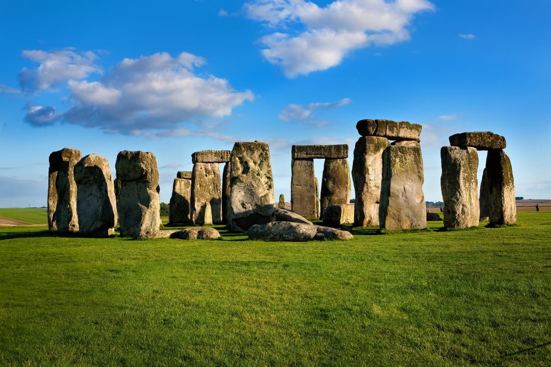 England In One Day: Stonehenge, Bath, Stratford and The Cotswolds Tour - image 8
