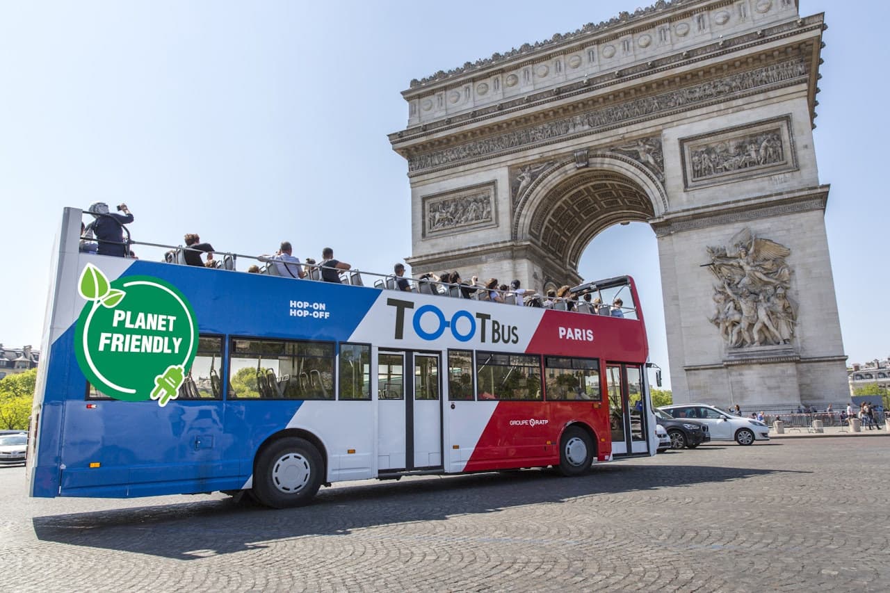 Tootbus Paris Hop-on Hop-off Bus Tour - image 2