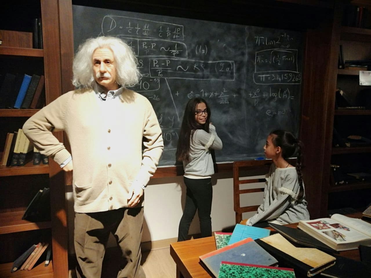 Antalya Aquarium and Face 2 Face Wax Museum Ticket - image 3