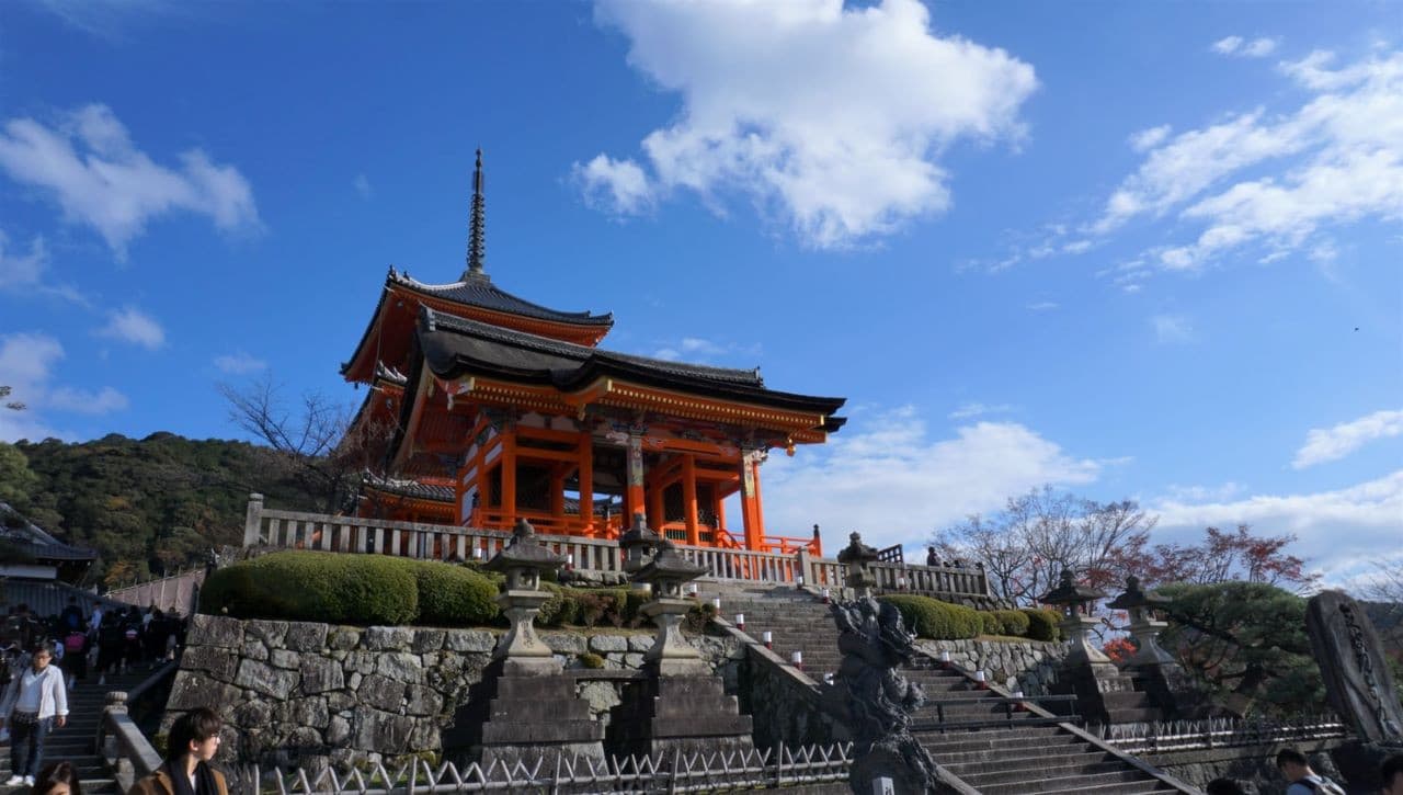 Kyoto Full-Day Tour: Nijo Castle, Kinkaku-ji,  Fushimi Inari Taisha, Kiyomizu-dera Temple - main image