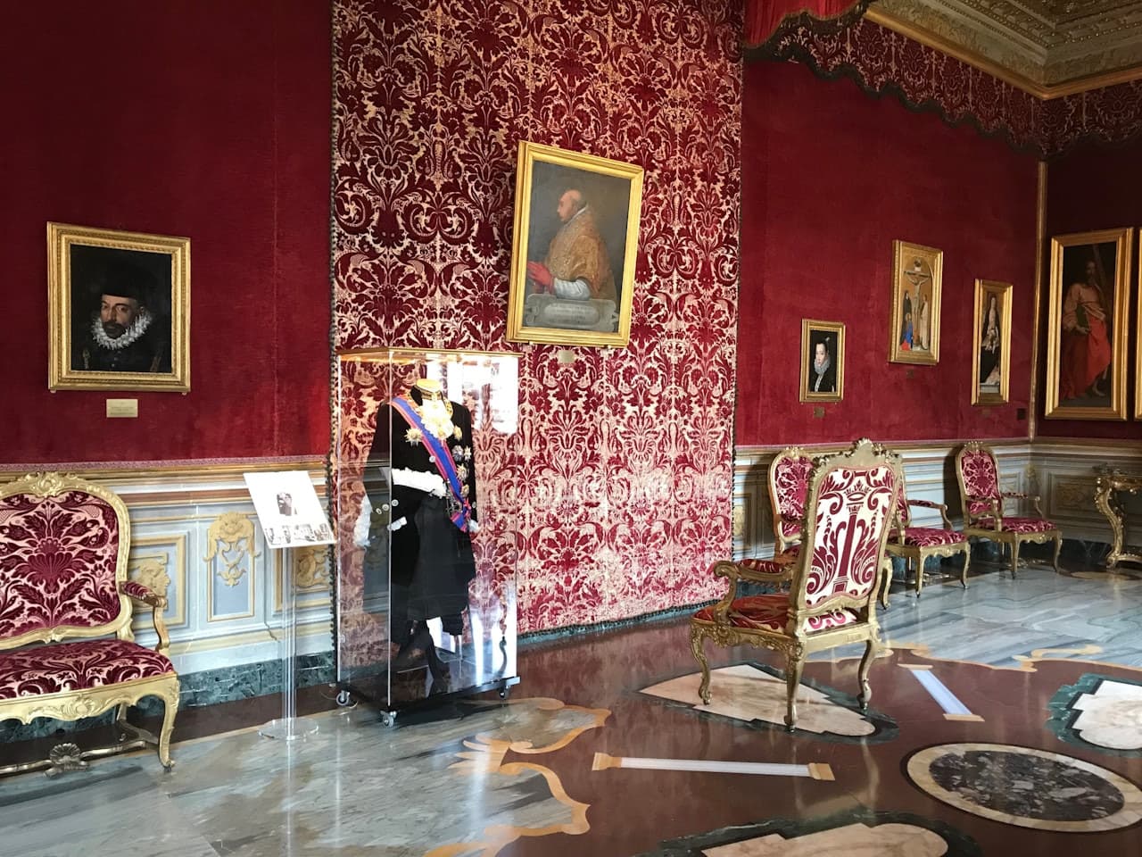 Colonna Gallery - image 2