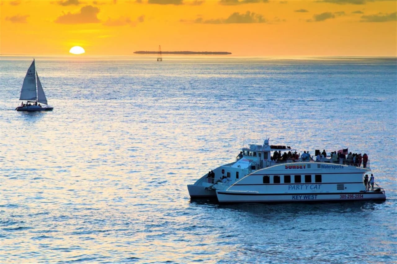 Key West Sunset Buffet Dinner Cruise with Open Bar and Live Music - image 3