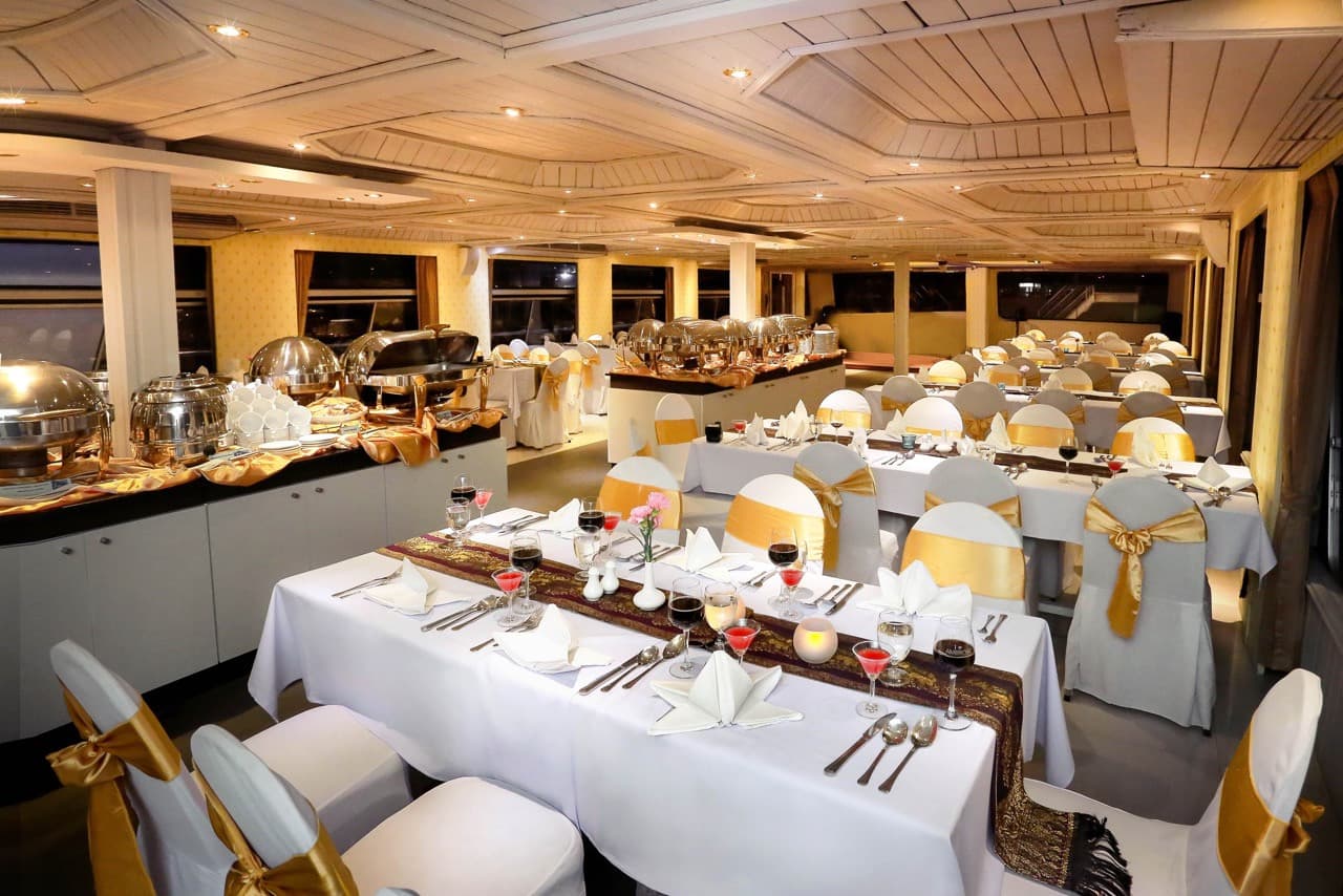Chao Phraya Dinner Cruise aboard River Star Princess - imagen 10