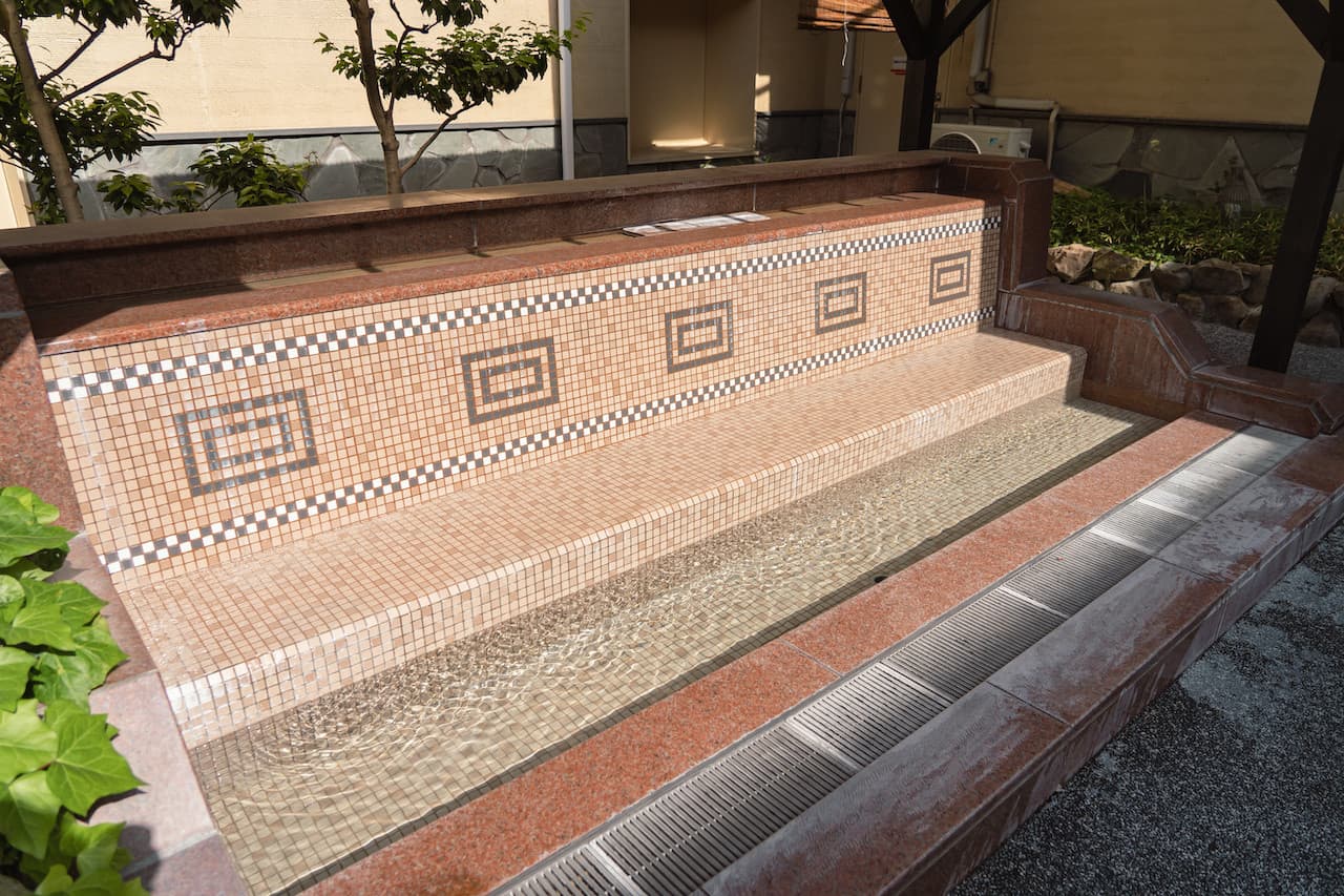 Osaka Tennen Onsen Naniwa-no-Yu - image 11
