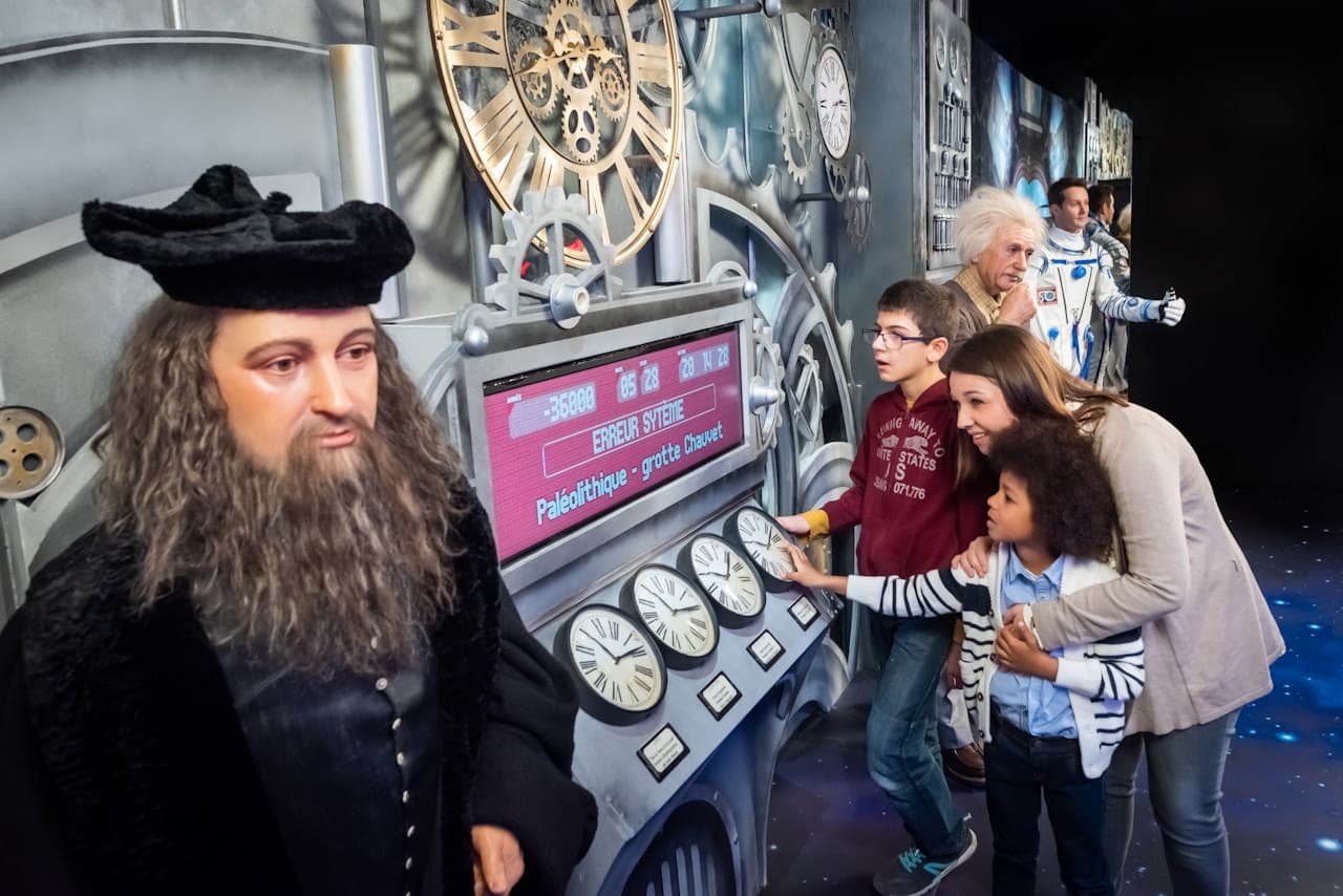 Grévin Wax Museum - image 5