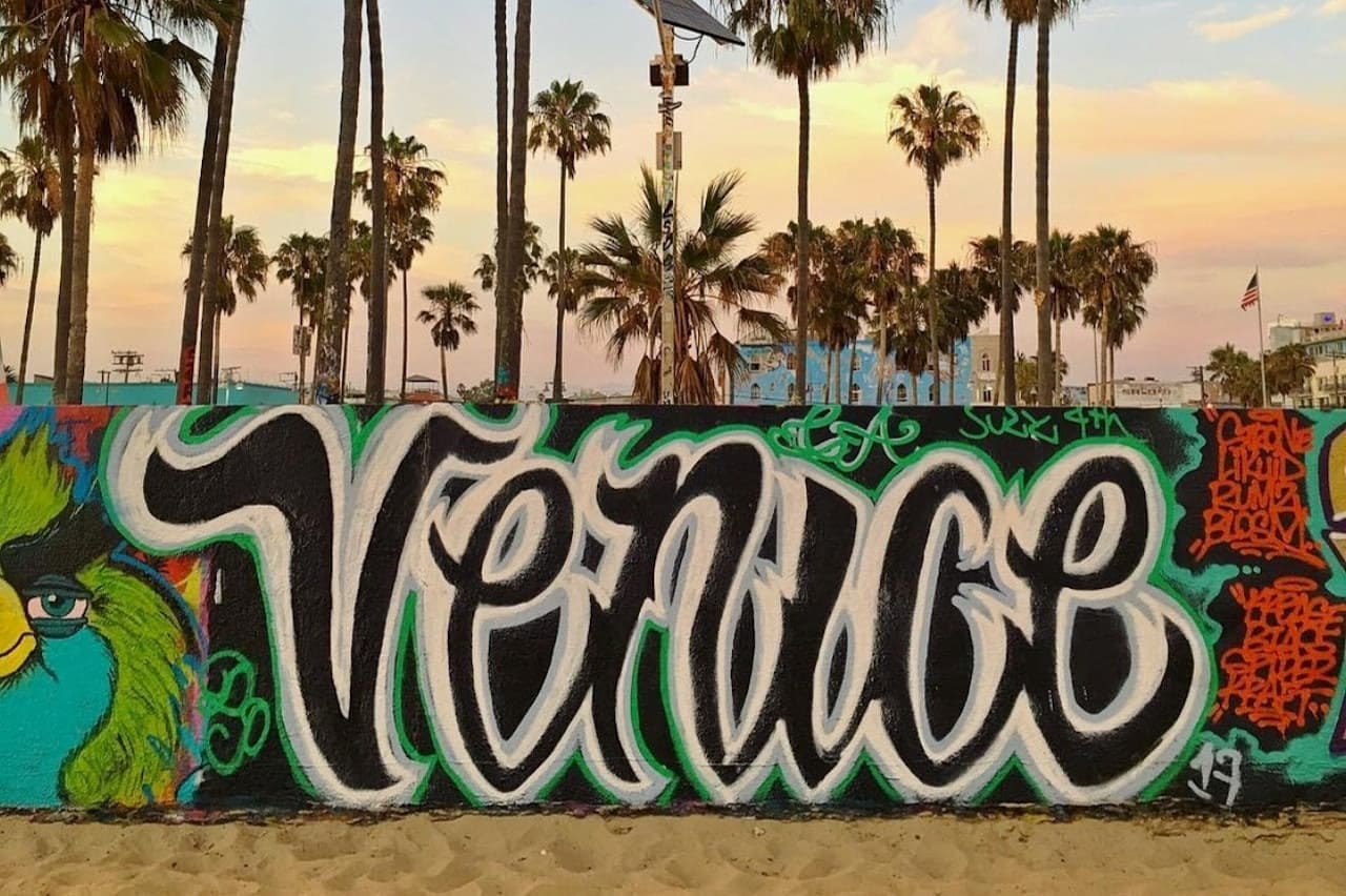 Los Angeles Cycling Tour with West Hollywood and Beverly Hills - image 6