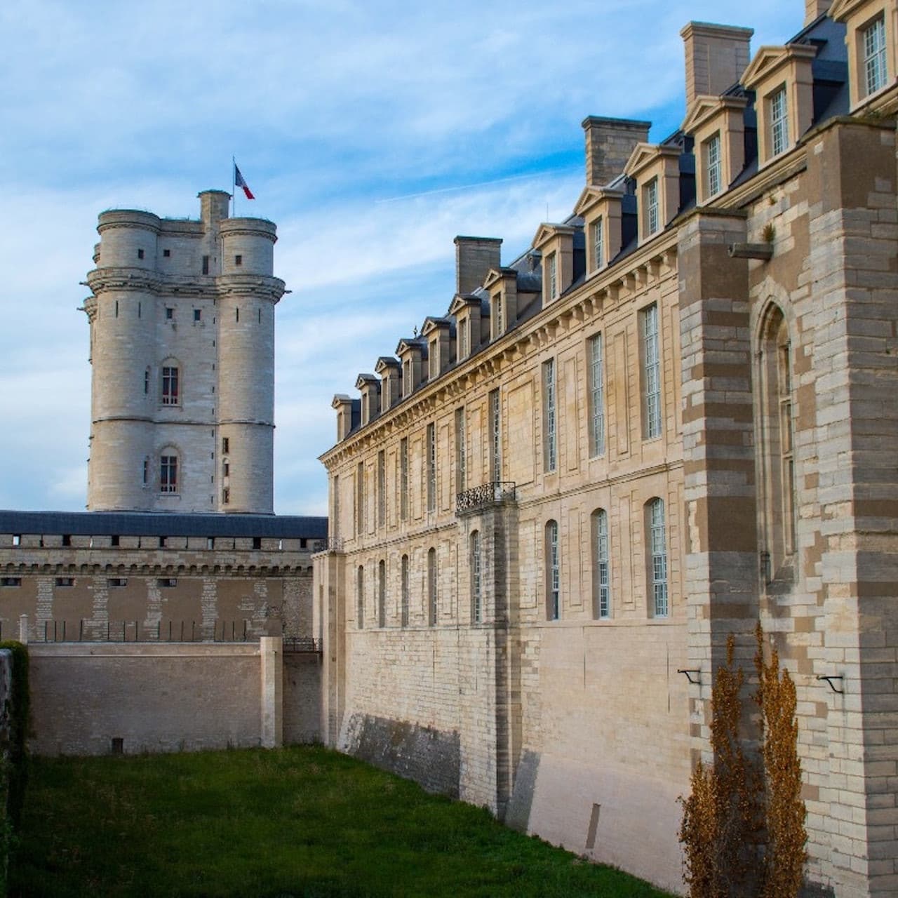 Chateau de Vincennes - image 2