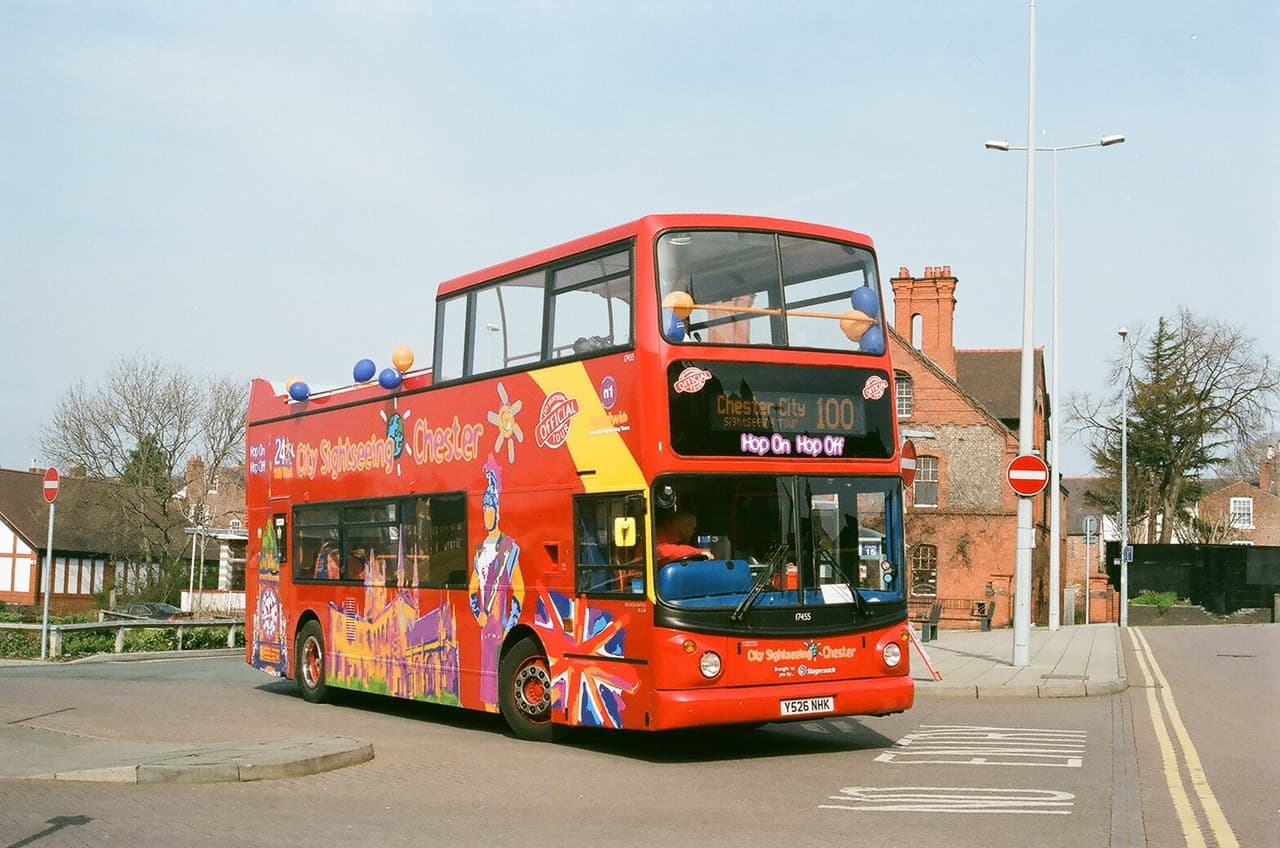 City Sightseeing Chester Hop-on Hop-off Bus Tour - imagen 4