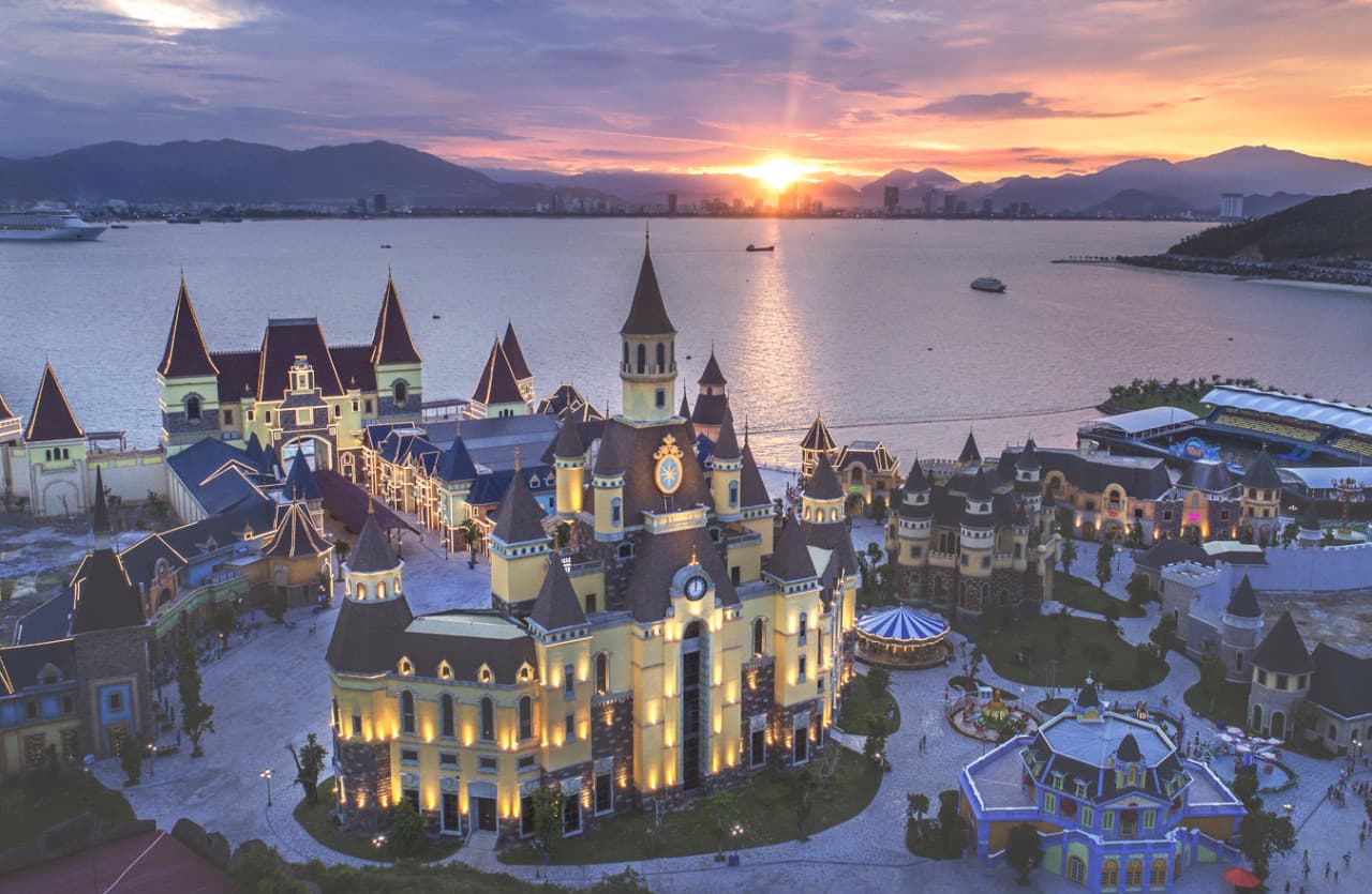 VinWonders Nha Trang Amusement Park Ticket - main image