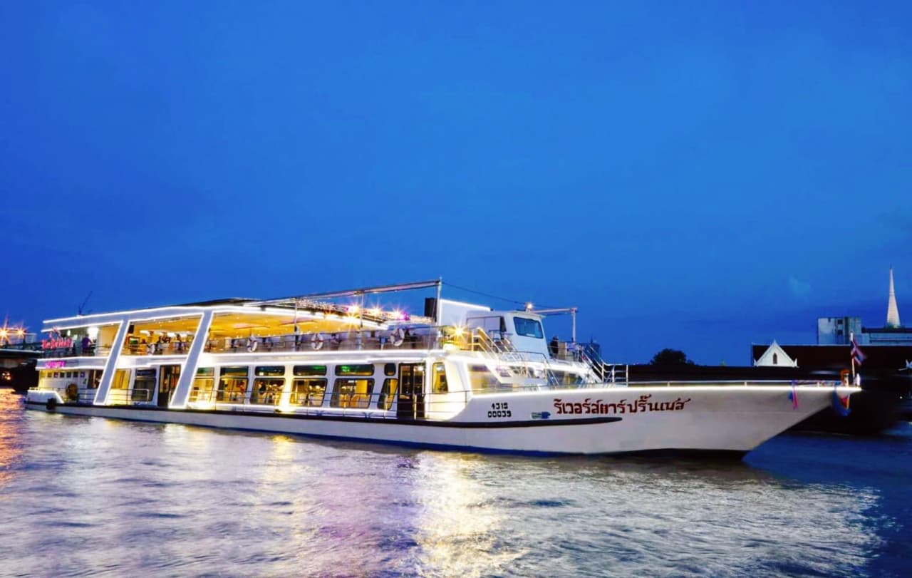 Chao Phraya Dinner Cruise aboard River Star Princess - image 12