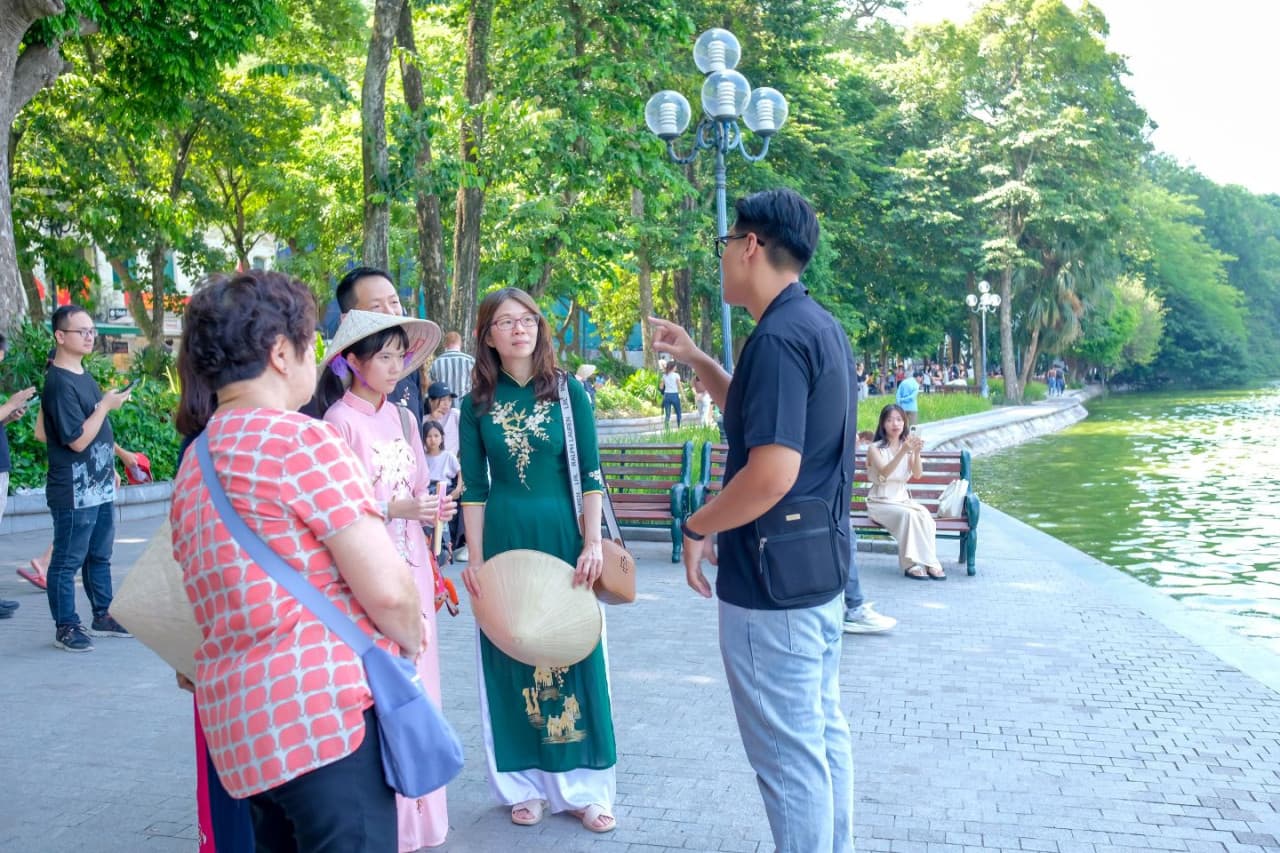 Hanoi Full-Day City Tour with Water Puppet Show - image 5