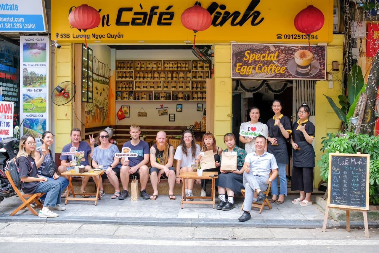 Hanoi Street Food Tour by Motorbike - imagen 7