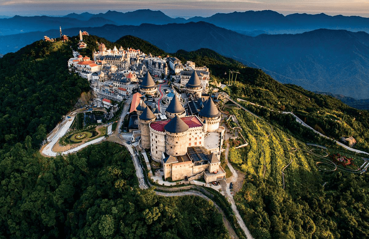 Ba Na Hills and Golden Bridge Full-Day Private Tour from Da Nang with Korean-speaking Guide - image 8