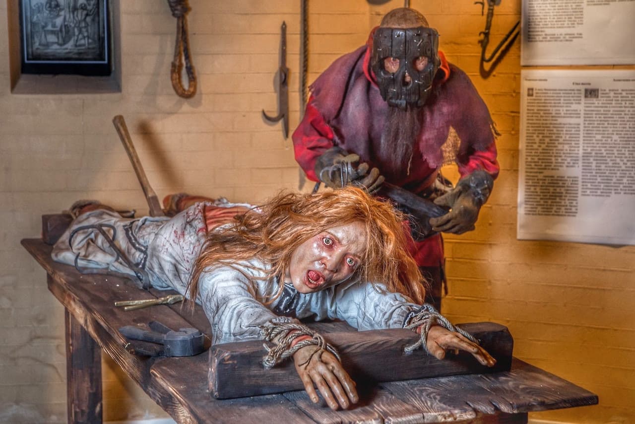 Medieval Torture Museum with Ghost Hunting Experience - image 5