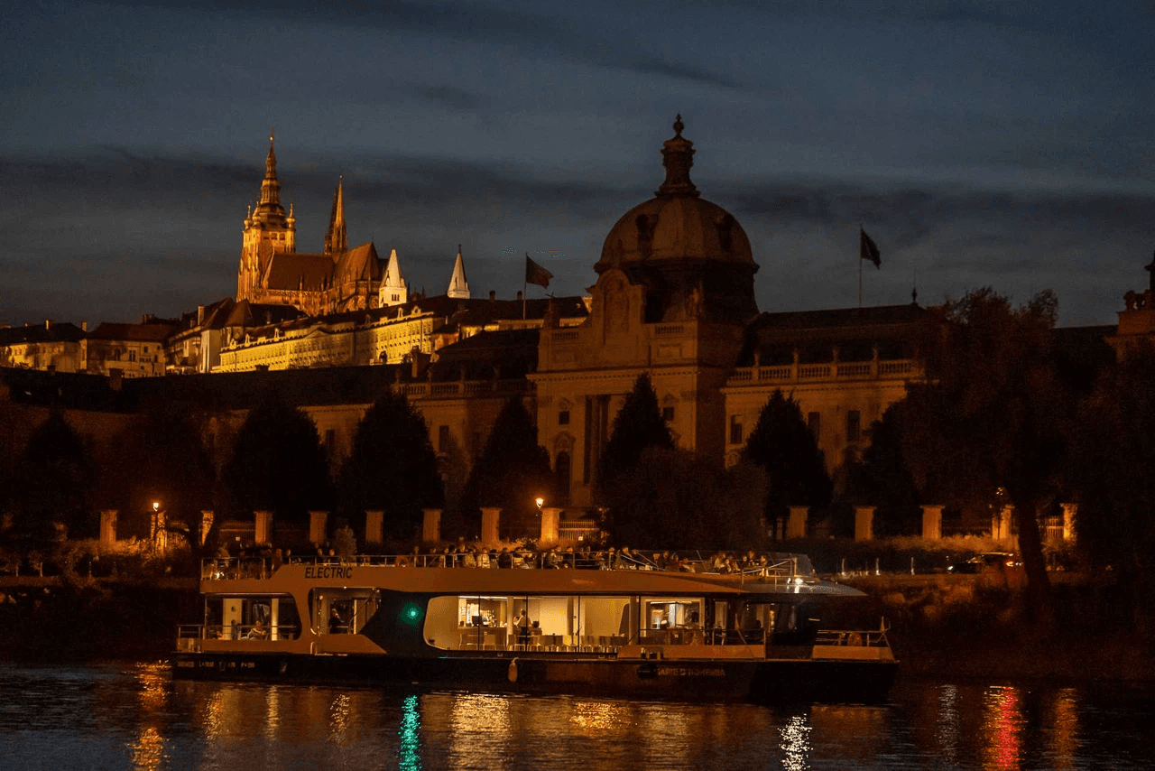City Sightseeing Prague Hop-on Hop-off Bus Tour - image 9