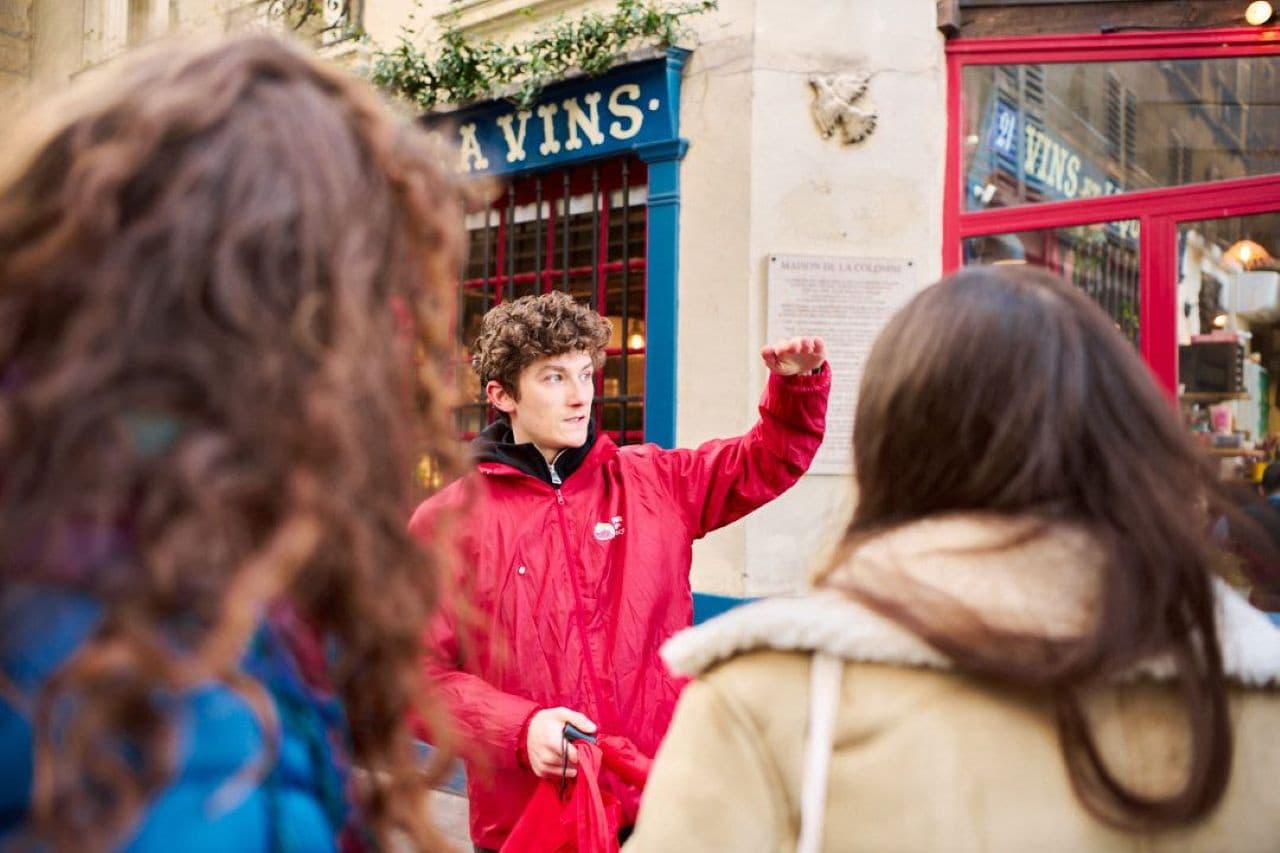 Notre Dame Cathedral Neighbourhood Guided Walking Tour - imagen 5