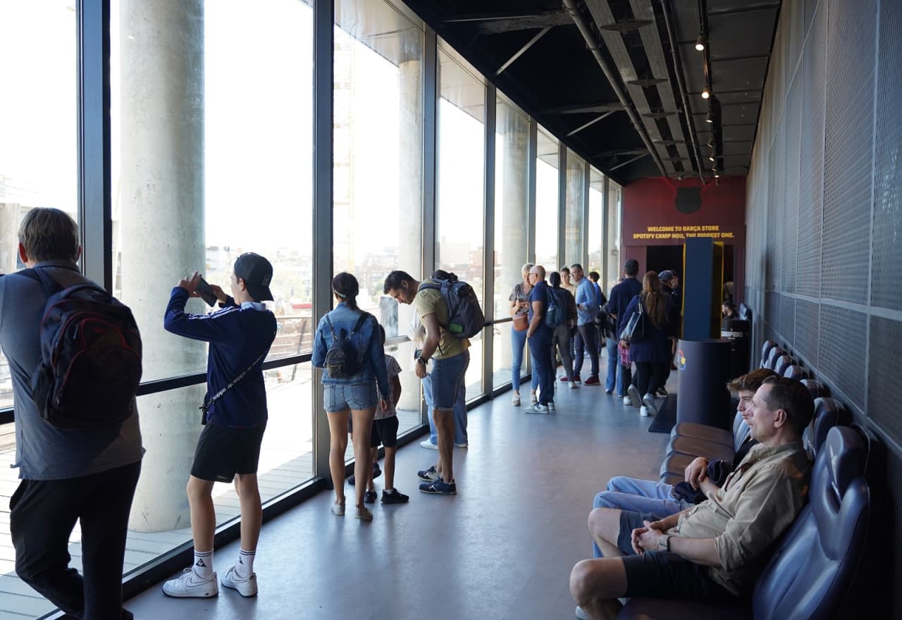 FC Barcelona Museum Guided Tour - image 3
