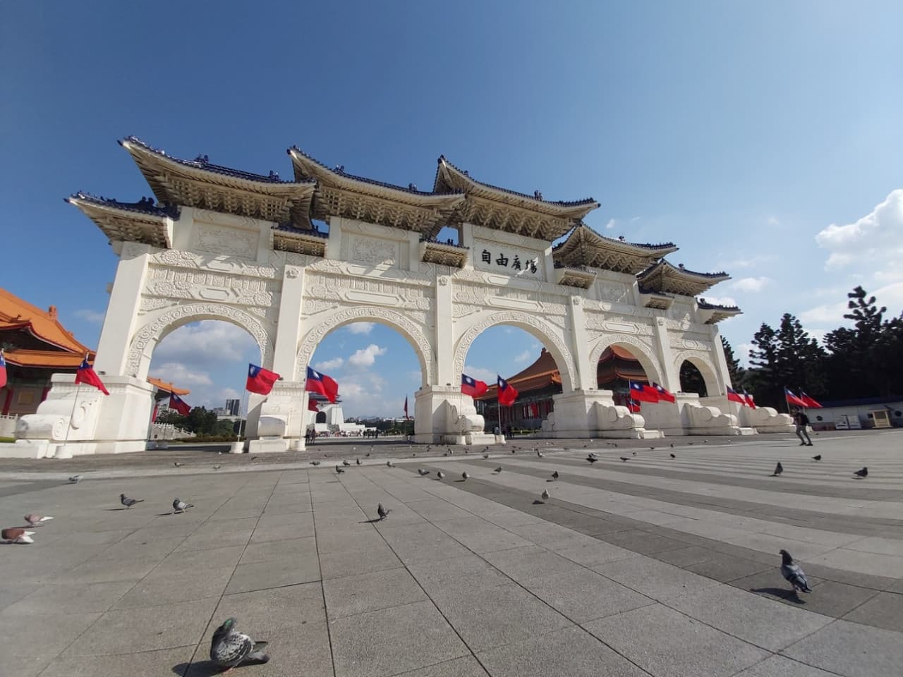 Tour de día completo por los monumentos clásicos de Taipéi: Museo Nacional del Palacio, Salón Conmemorativo Chiang Kai-shek - imagen principal