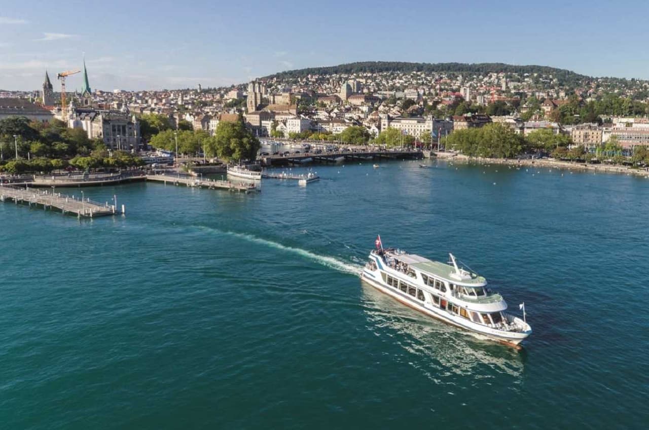 Zurich City Sightseeing Bus Tour with Lake Cruise - main image