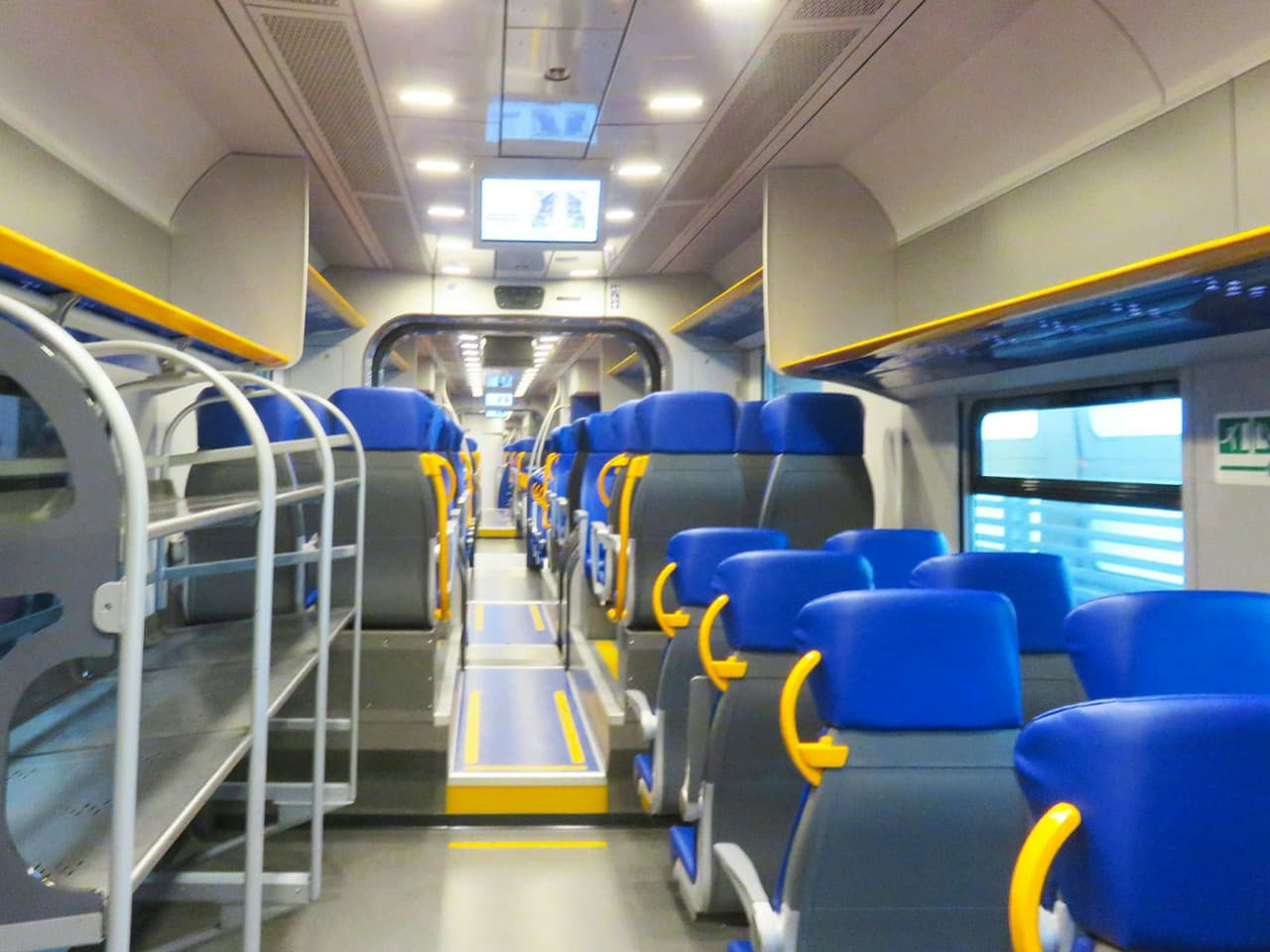 Aeropuerto de Fiumicino: traslado en tren Leonardo Express a Roma Termini - imagen 5