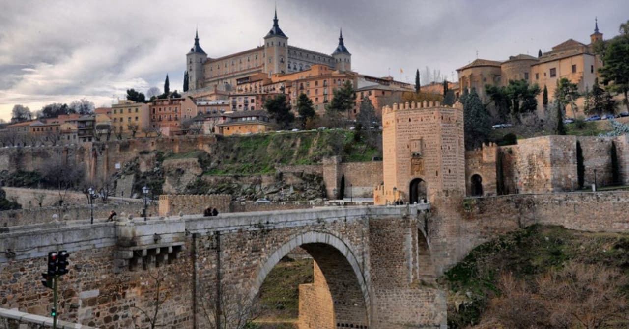 Tour en autobús Hop-on Hop-off Big Bus Toledo - imagen 3