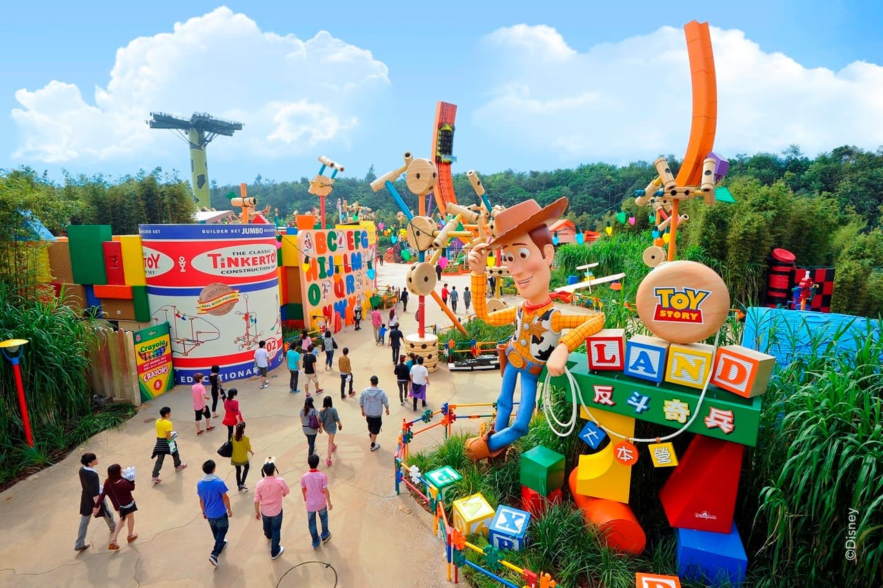 Hong Kong Disneyland Disney Premier Access Ticket - image 14