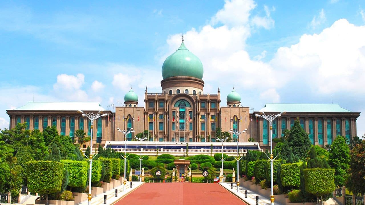 Putrajaya River Cruise and City Tour from Kuala Lumpur - main image