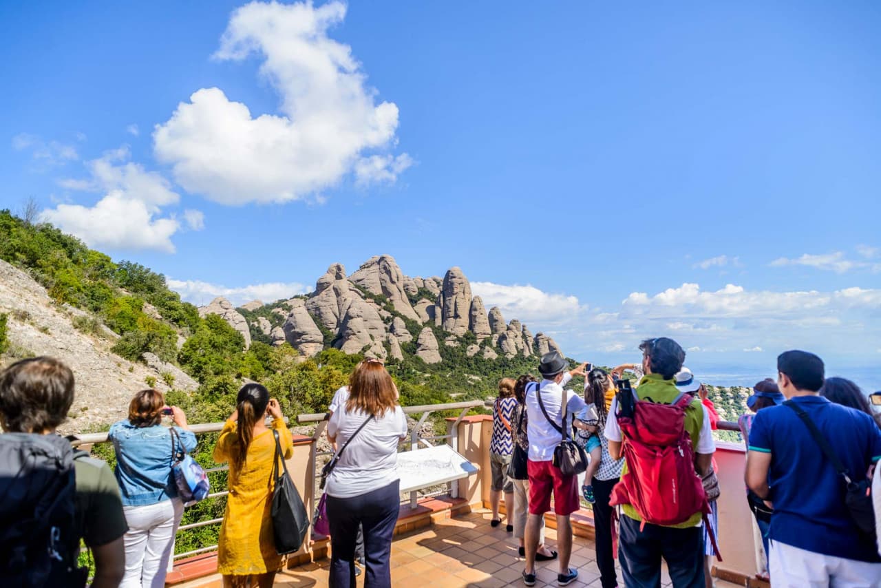 Montserrat, Girona, and Costa Brava Tour from Barcelona - image 11