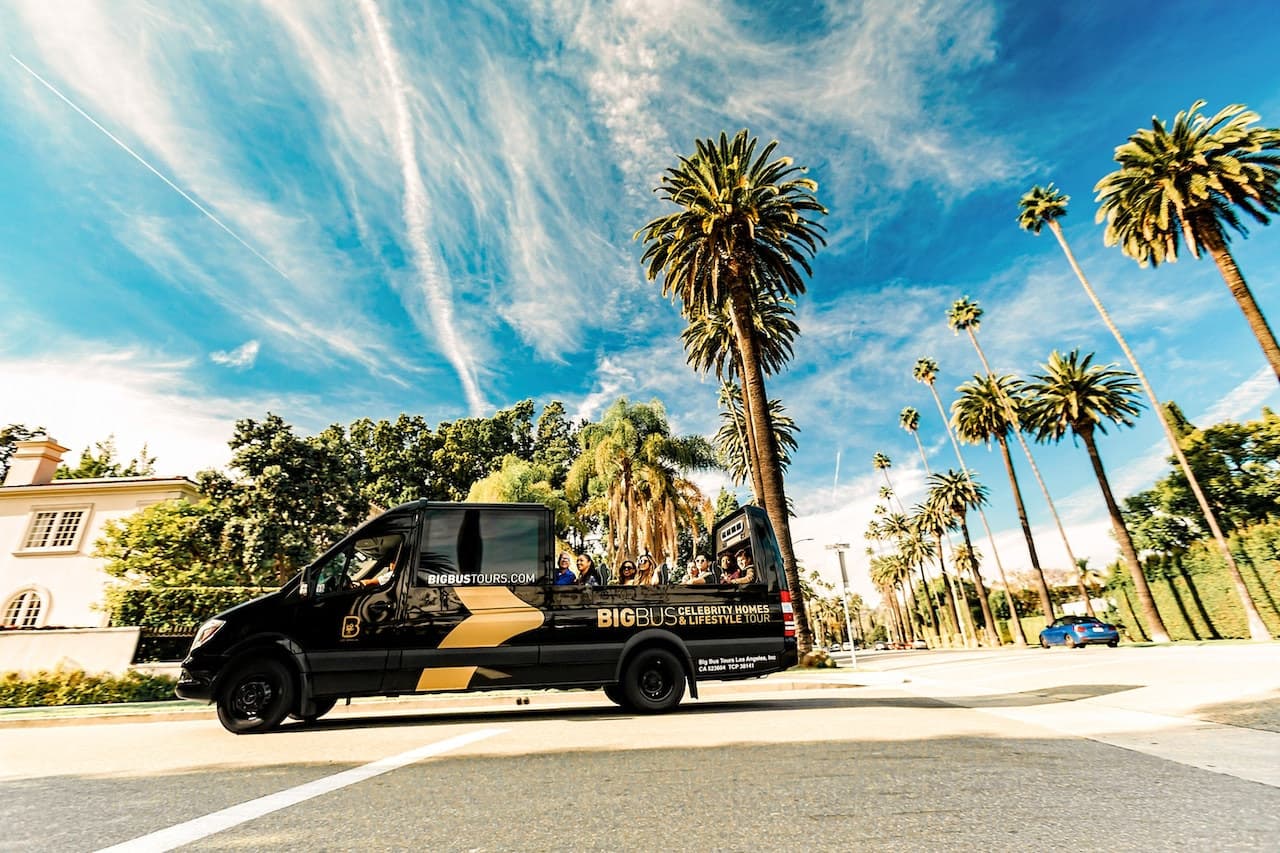 Big Bus Los Angeles: Best of L.A. Hop-On Hop-Off Bus Tour + Celebrity Homes Tour - image 4