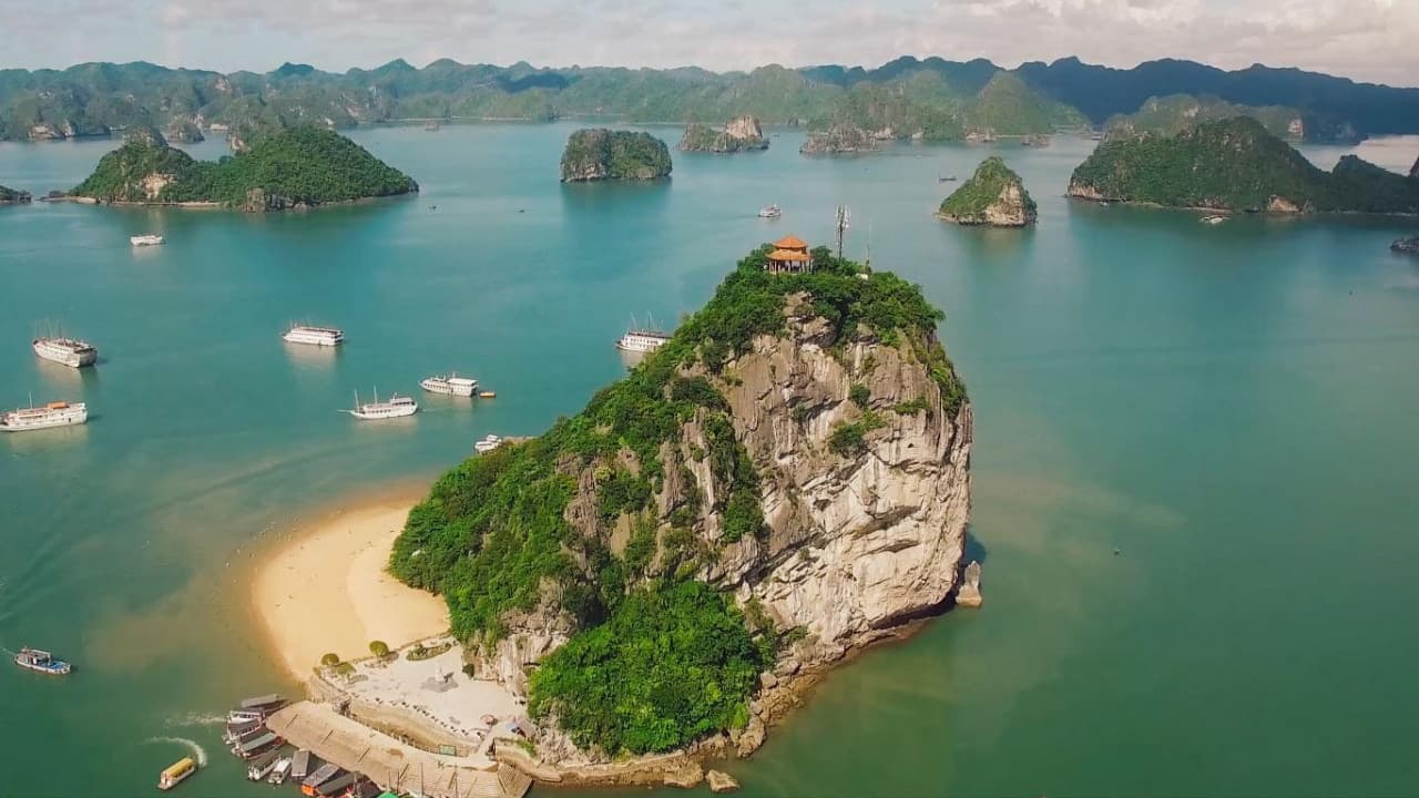 Ha Long Bay Cruise with Round Trip Transfer from Hanoi - image 10