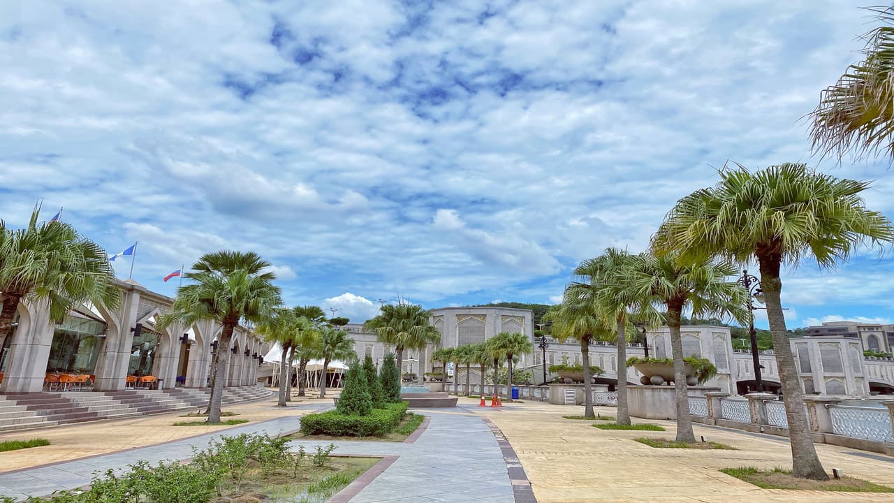 Putrajaya River Cruise and City Tour from Kuala Lumpur - image 4