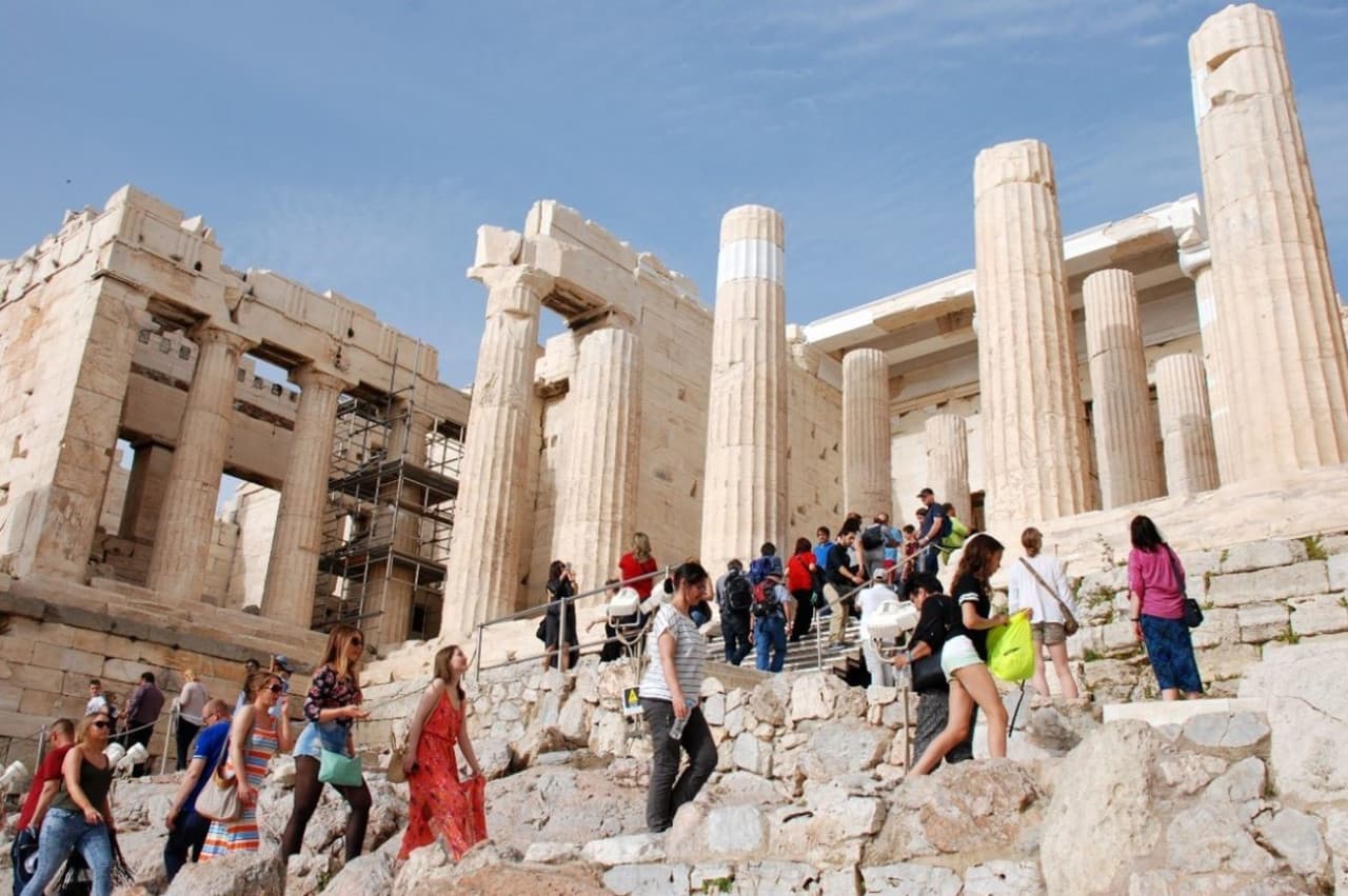Acropolis and Acropolis Museum Ticket with Audio Guide - image 3