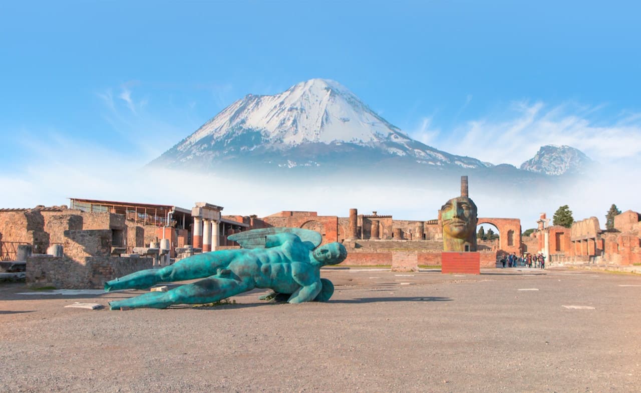 Pompeii & Mount Vesuvius: Entrance + Roundtrip from Rome - main image