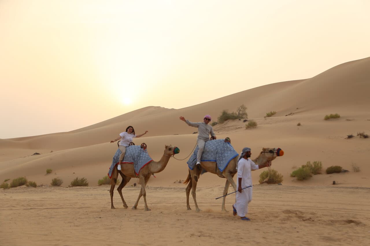 Premium Evening Desert Safari Tour from Dubai with BBQ Dinner - image 2