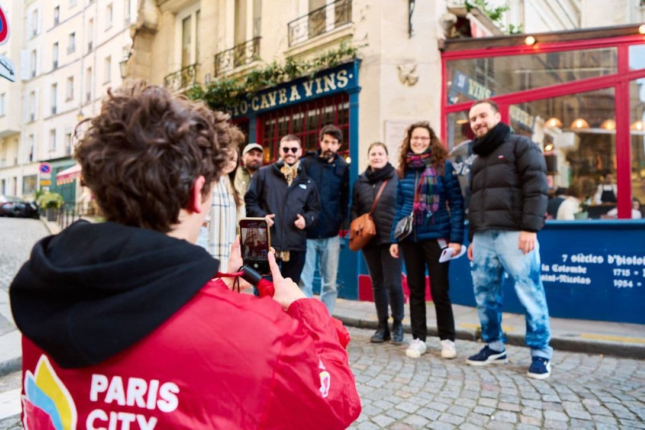 Notre Dame Cathedral Neighbourhood Guided Walking Tour - imagen 7