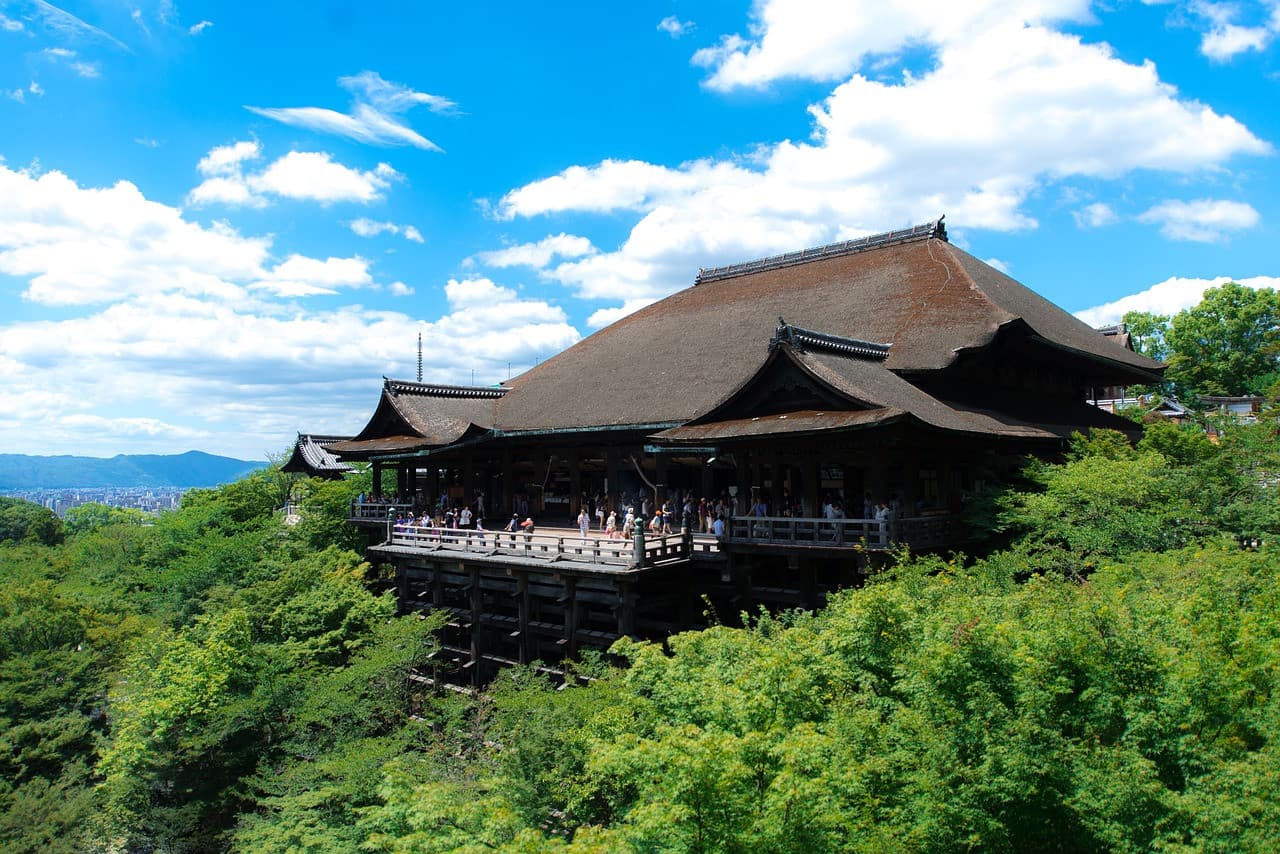 JR Kansai Hokuriku Area Pass - image 2