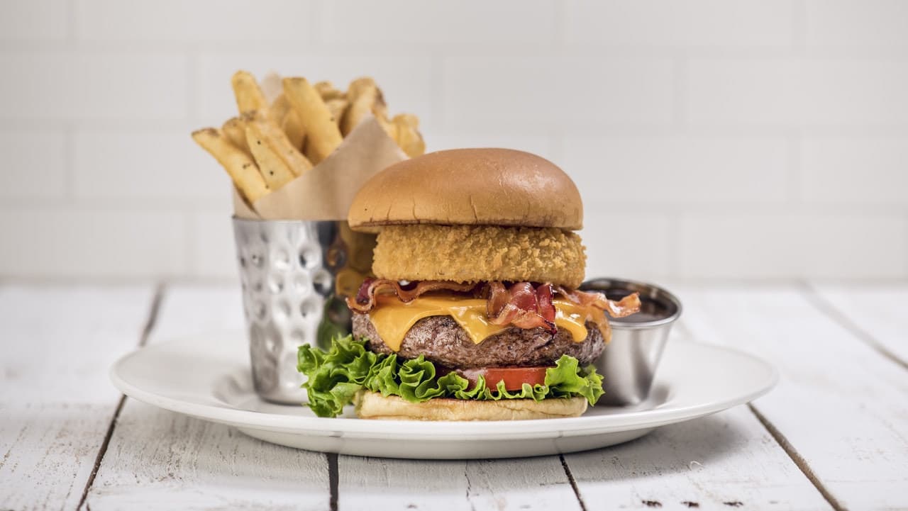 Hard Rock Cafe Berlin Dining Experience - image 2