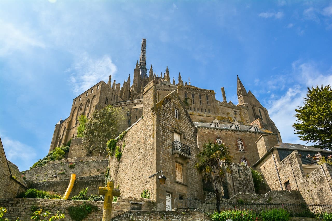 Mont-Saint-Michel Tour from Paris - image 8