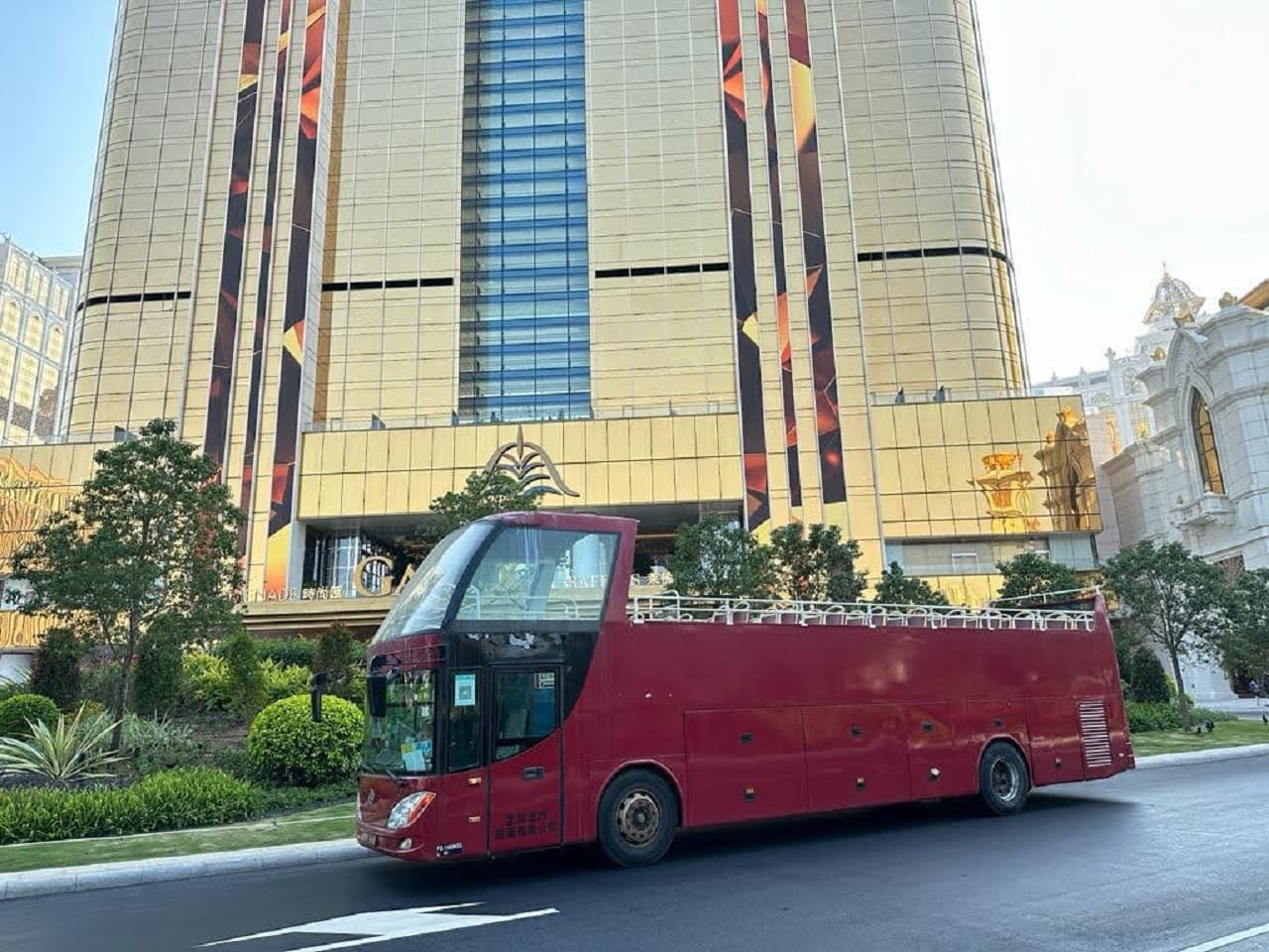 Macau Open Top Bus Tour - image 10