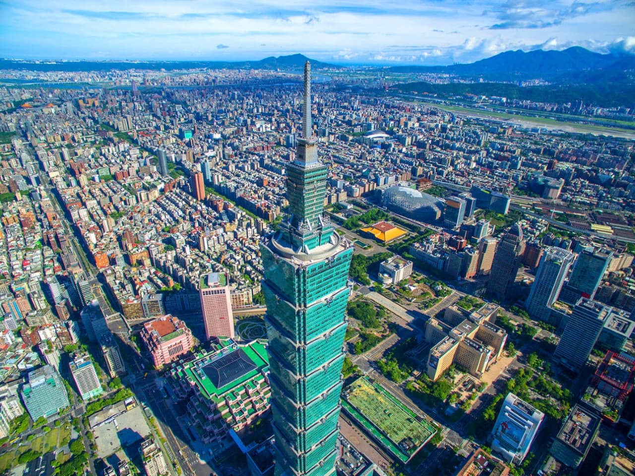 Tour de día completo por los monumentos clásicos de Taipéi: Museo Nacional del Palacio, Salón Conmemorativo Chiang Kai-shek - imagen 6