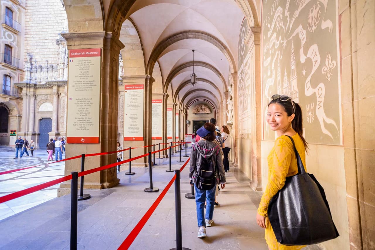 Montserrat, Girona, and Costa Brava Tour from Barcelona - image 15