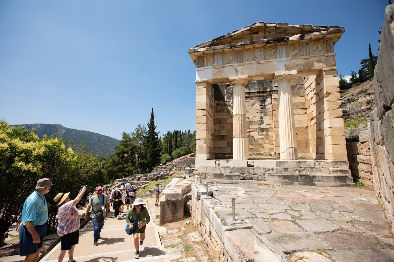 Delphi Archaeological Site Full-Day Tour from Athens - image 7