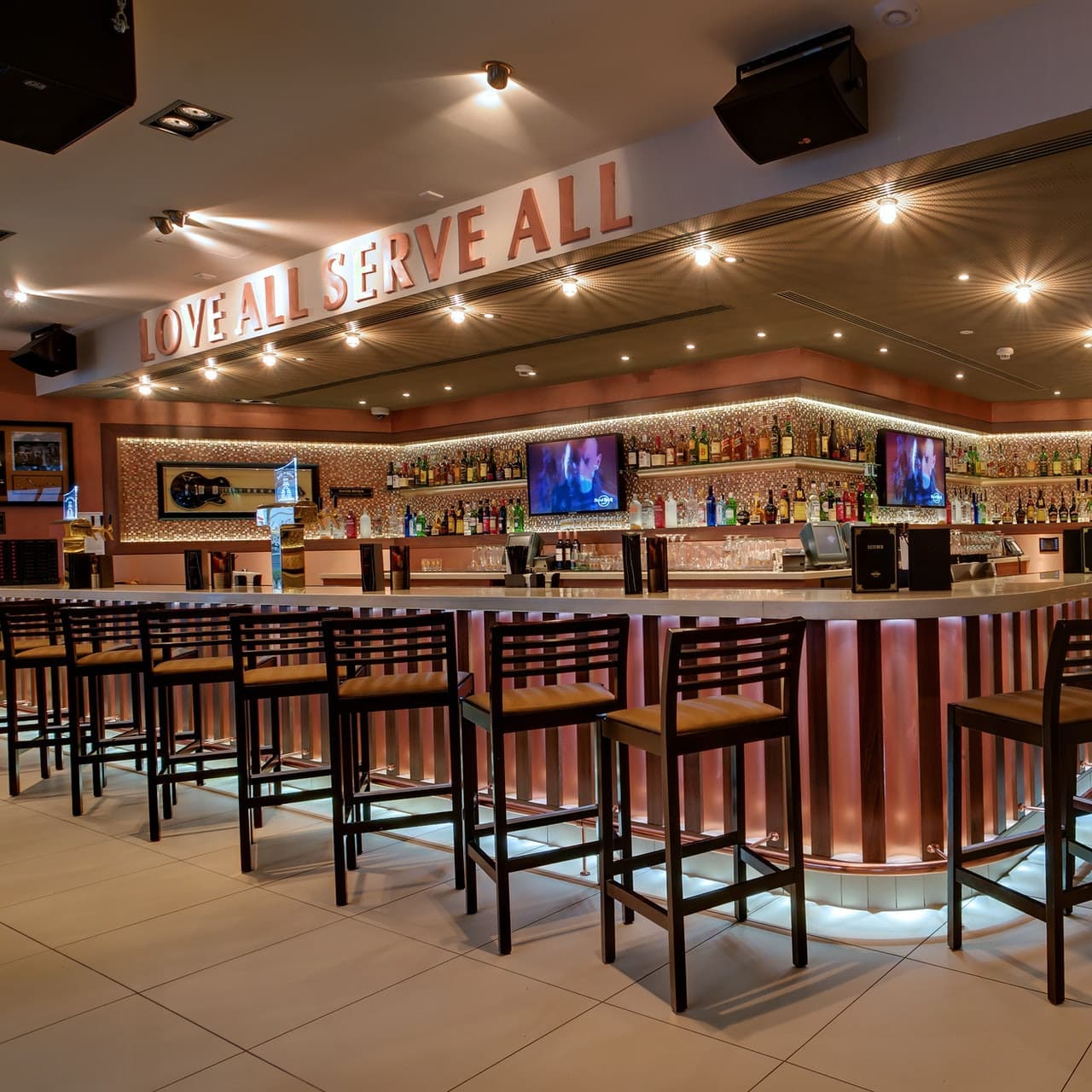 Hard Rock Cafe Berlin Dining Experience - image 5