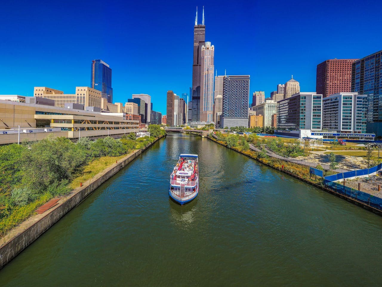 Chicago Architecture River Cruise Ticket - image 9
