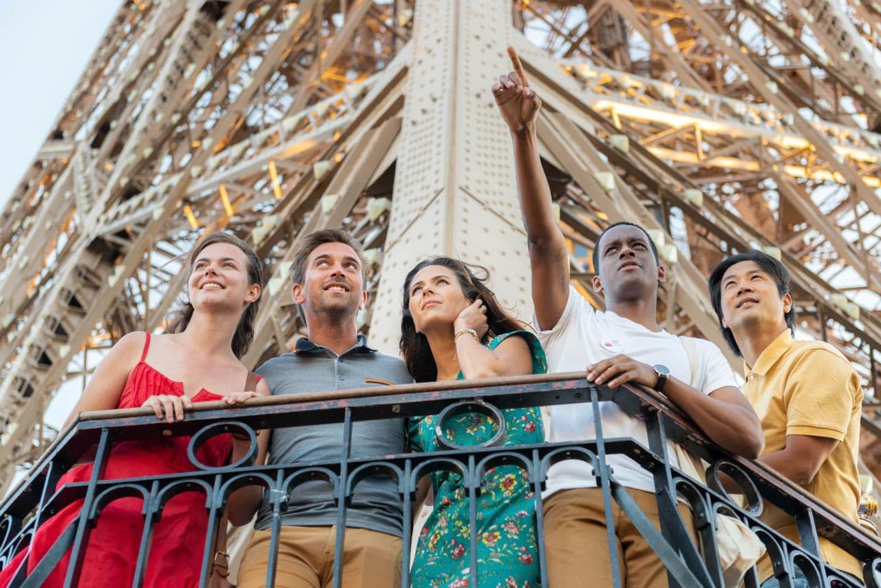 Paris Open-Top Bus Tour and Eiffel Tower Reserved Access - image 10