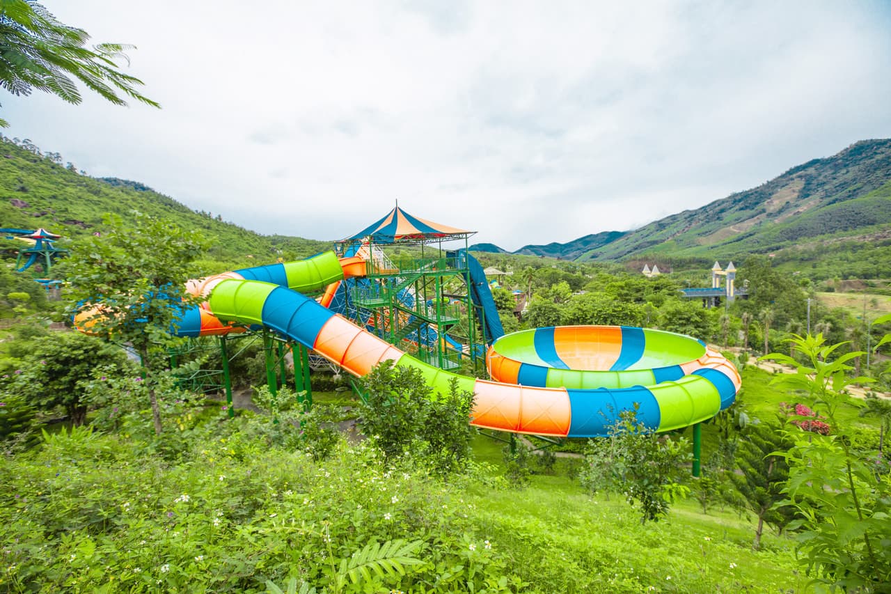 Nui Than Tai Hot Springs Park - image 11