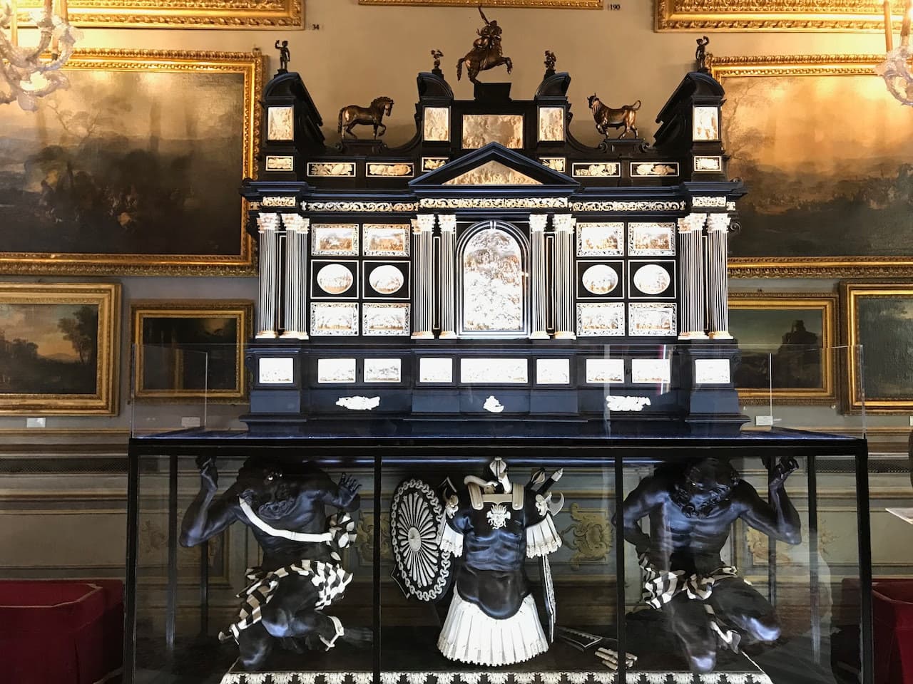 Colonna Gallery - image 4