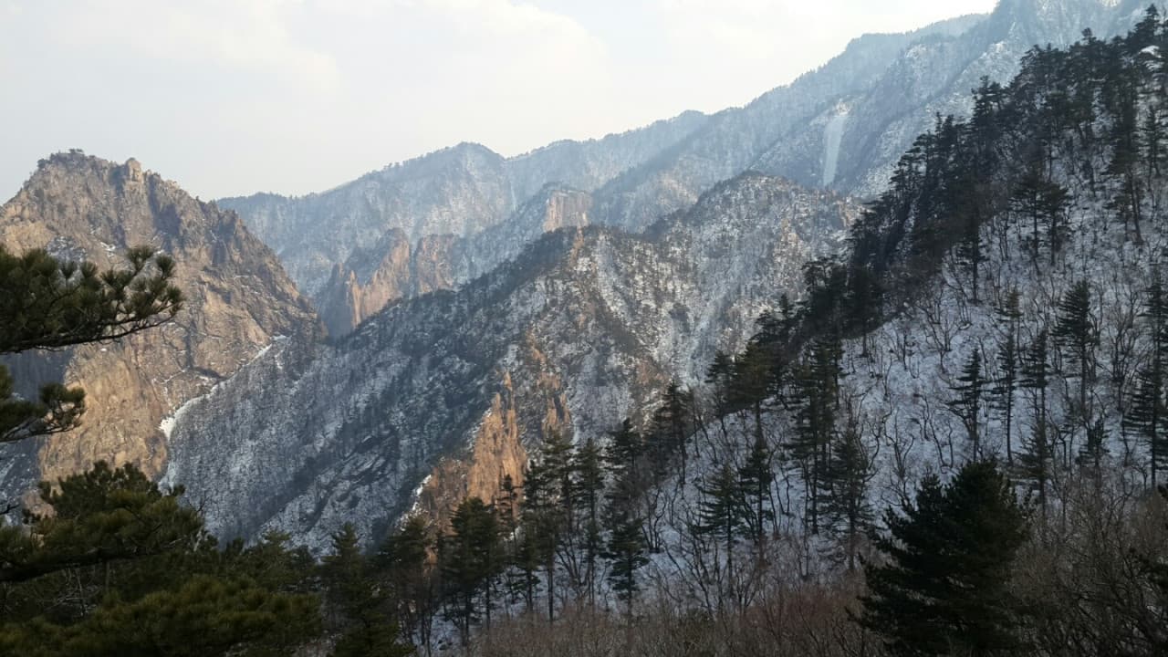 Mount Seorak and Naksansa Temple Tour from Seoul - image 9